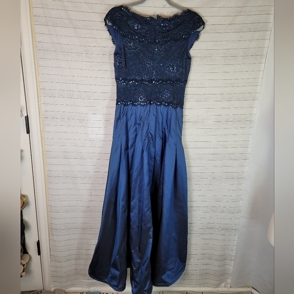 TADASHI SHOJI NAVY CAP SLEEVE FLORAL BEADED LACE AND SATIN SKIRT DRESS SZ 4 - Picture 8 of 12